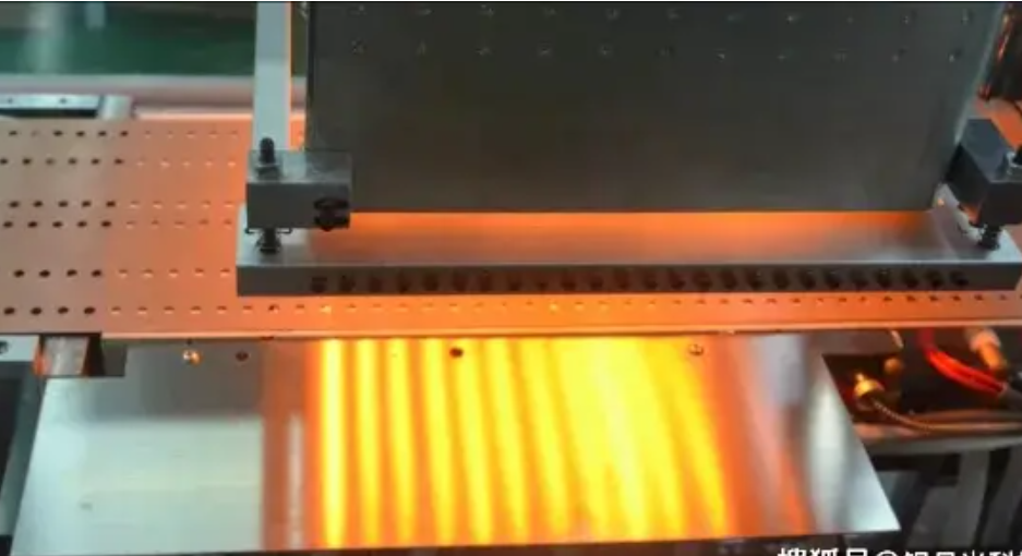 Smartphone repair heating lamp