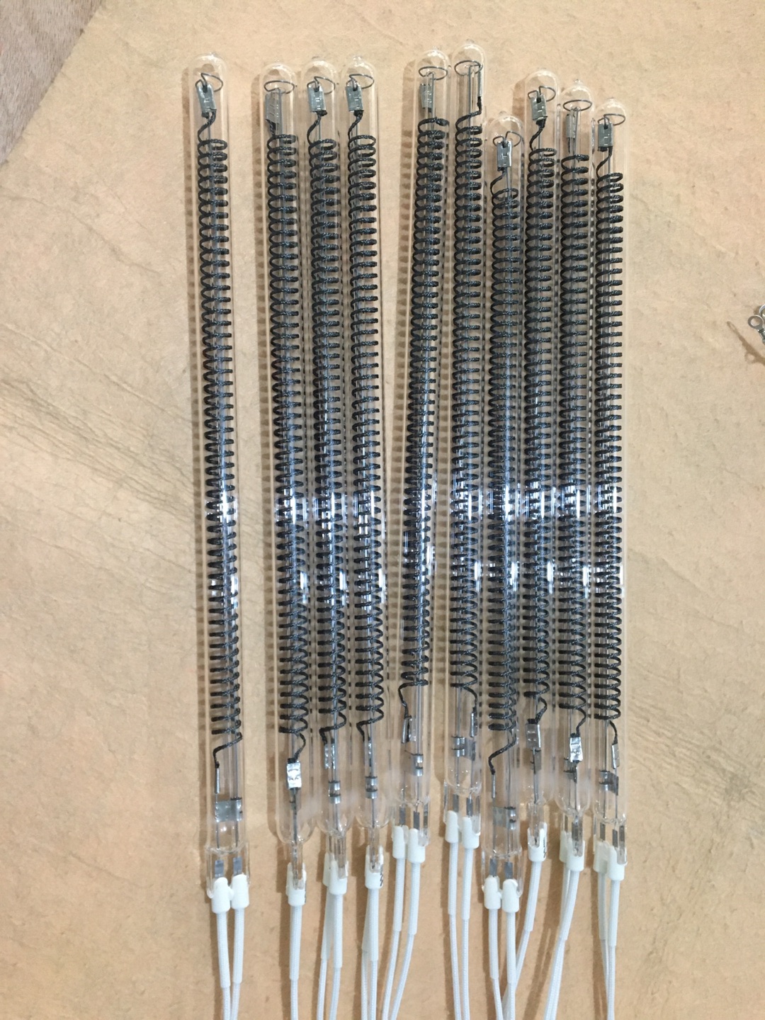 Medium wave carbon fiber quartz heater